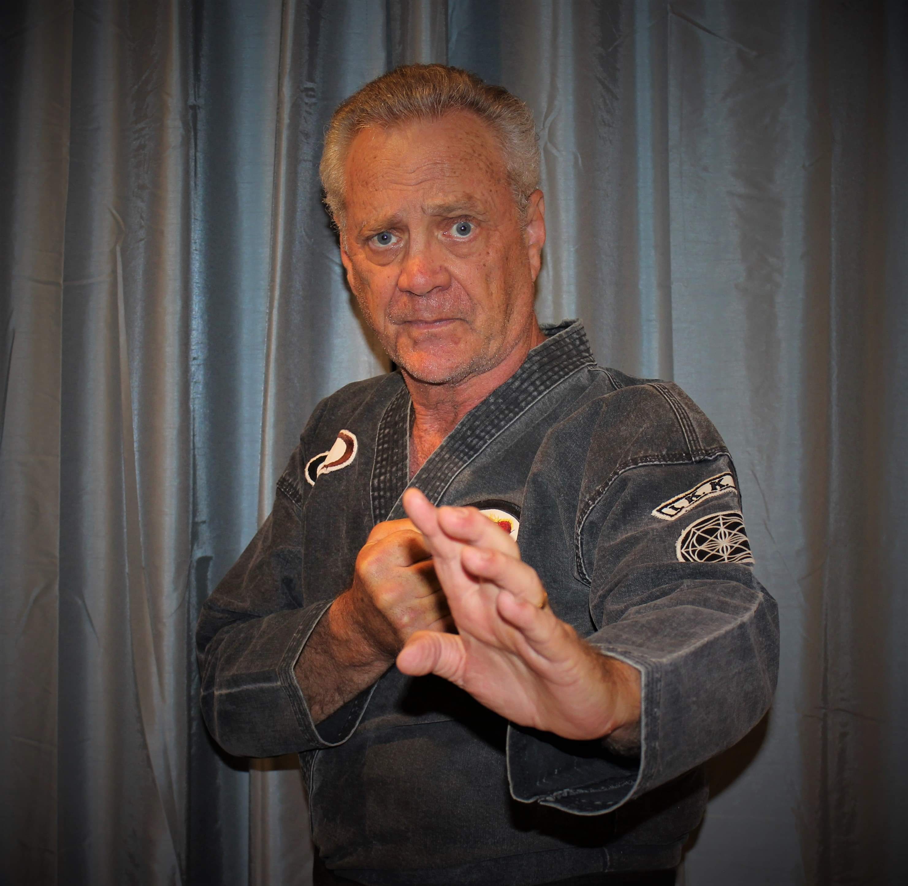 Tom Bleecker – Screen writer, best selling author and Kenpo Black Belt – Ep1 episode artwork